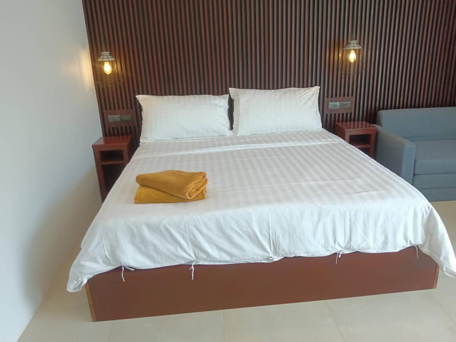 Beach House By Rose Massage Nai Thon Beach Zewnętrze zdjęcie